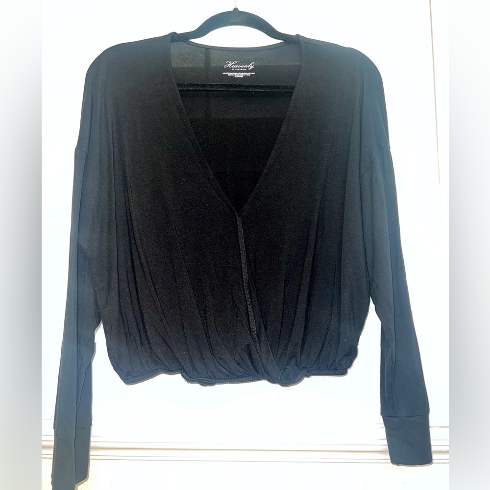Heavenly By Victoria Victoria's Secret Women's Long Sleeve V-neck Blouse Size M